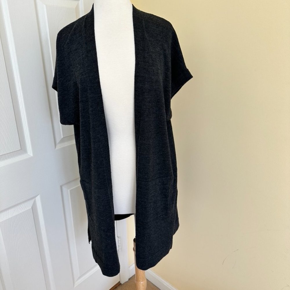 TALL Med. Athleta Open Front Long Cadigan Vest / Pockets / Charcoal Gray